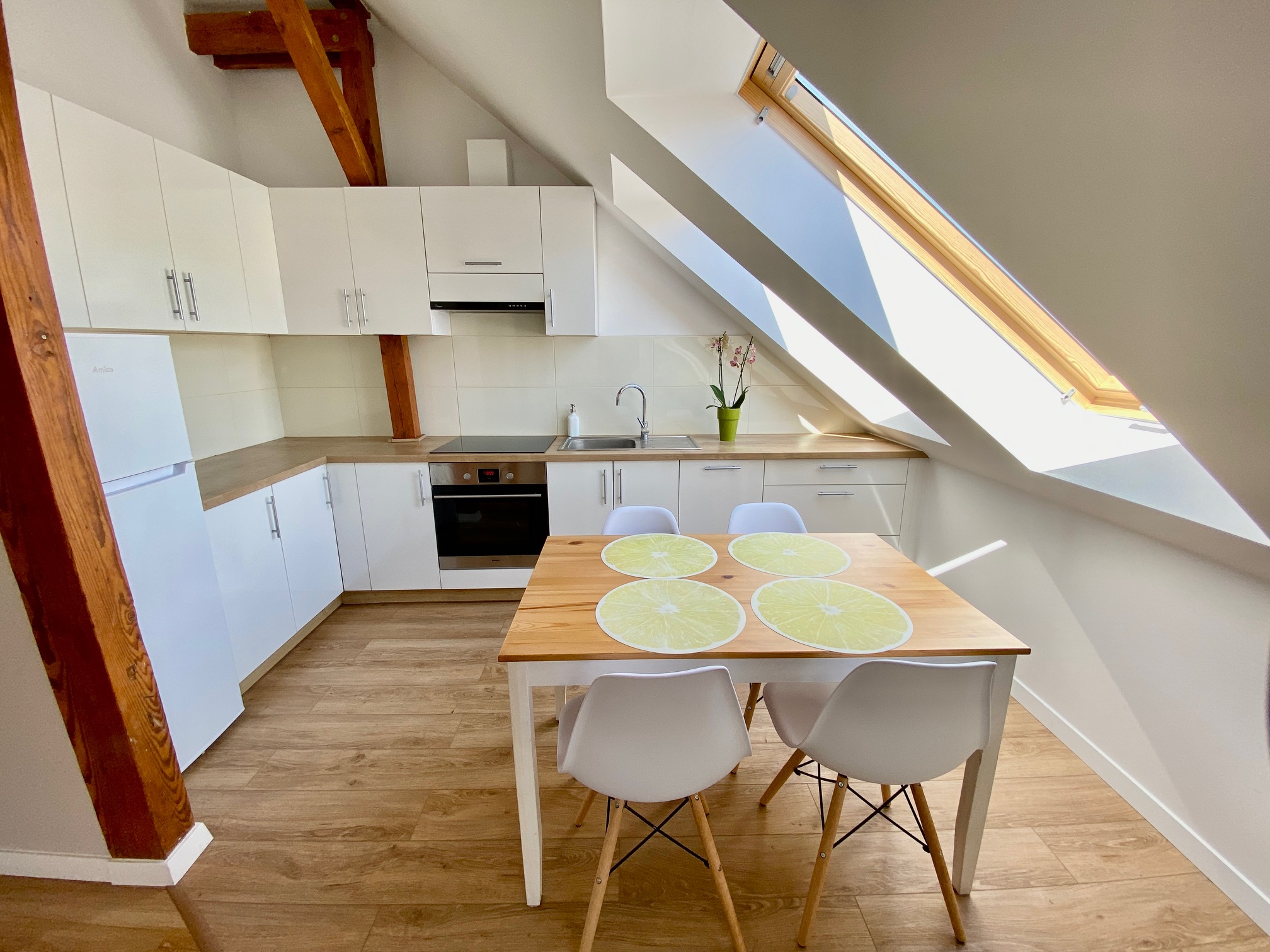 DJI_20220429_110010_094