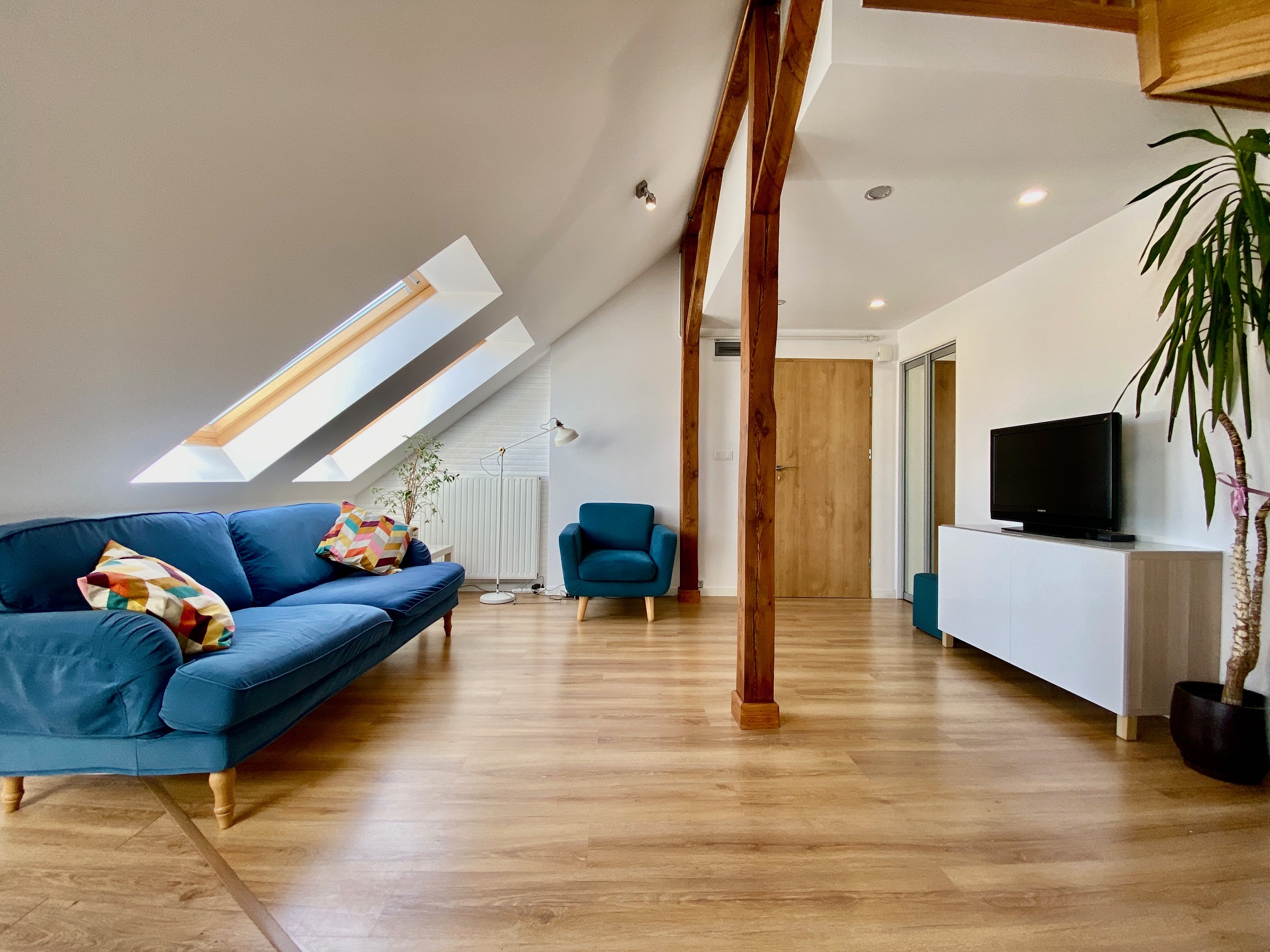 DJI_20220429_110029_655