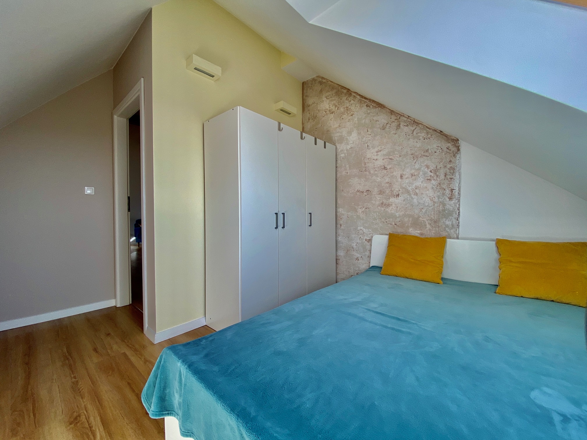 DJI_20220429_110114_985